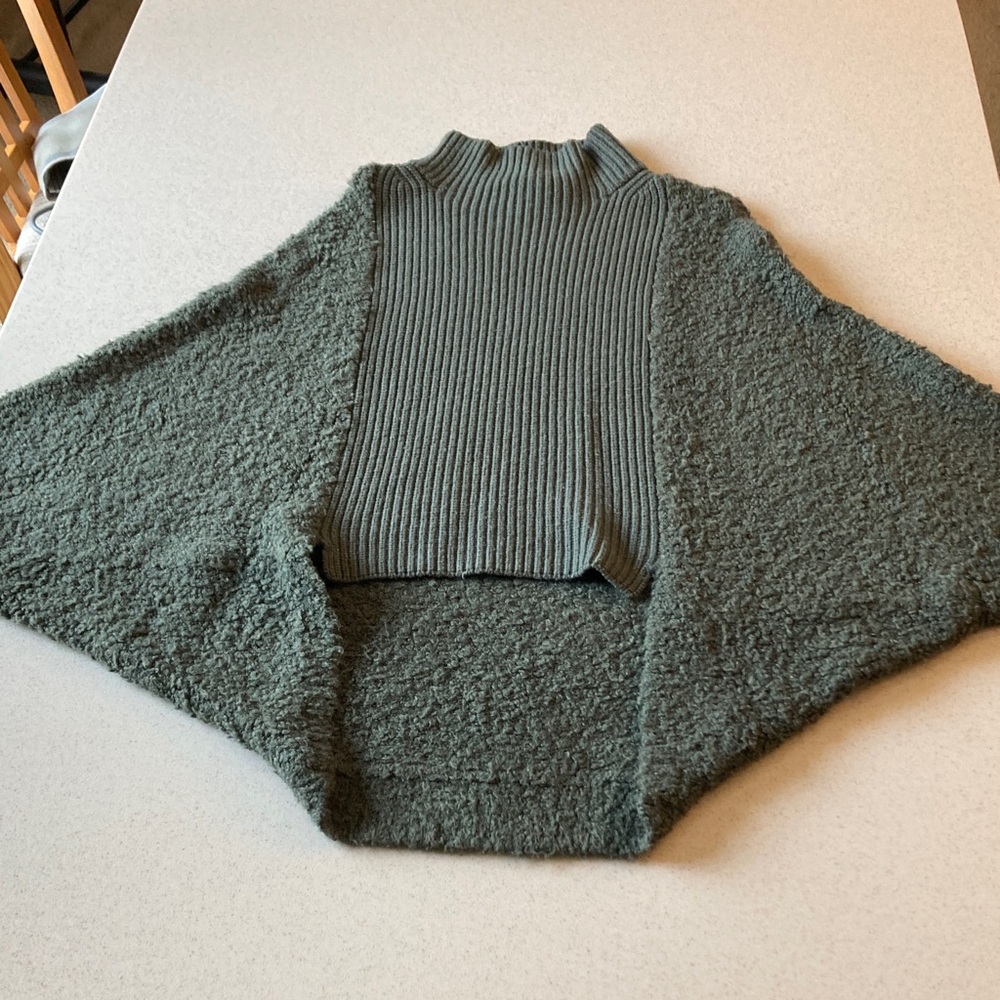BCBGMaxAzria Green Mock Neck Sweater Batwing Women Size Small - Picture 5 of 15